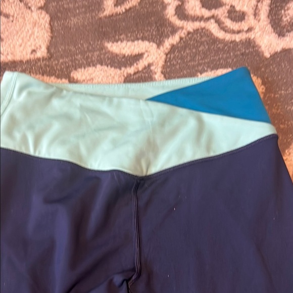 Victoria's Secret Blue Colorblock Leggings - Picture 2 of 3